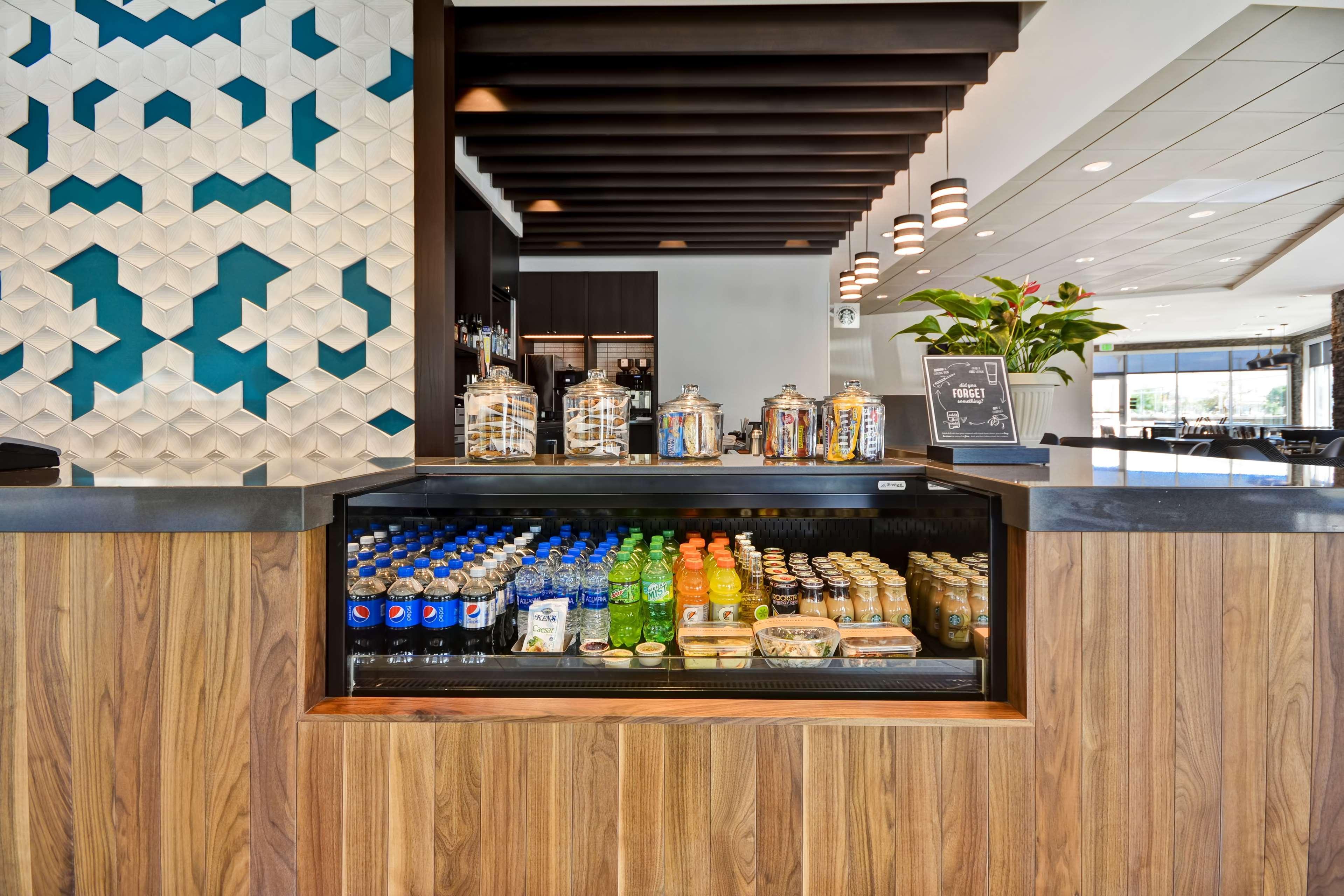 Hyatt Place 3*